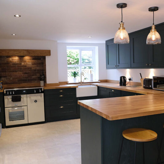 Pictures of a cottage kitchen with solid oak in Parbold, Wigan